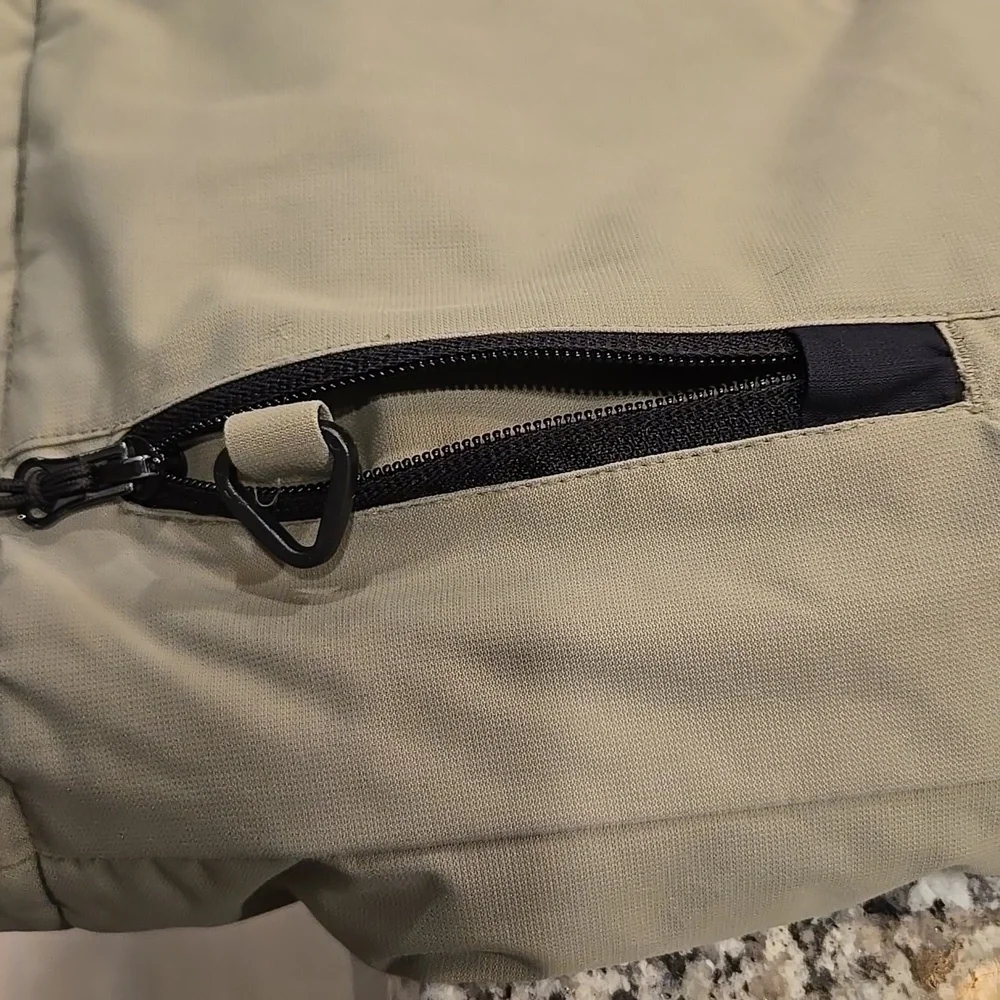MARKER BOY'S SKI WINTER JACKET. SIZE 10 FLAW.